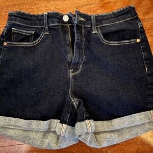 Judy Blue Dark Wash Cuffed Denim Shorts | Size Large